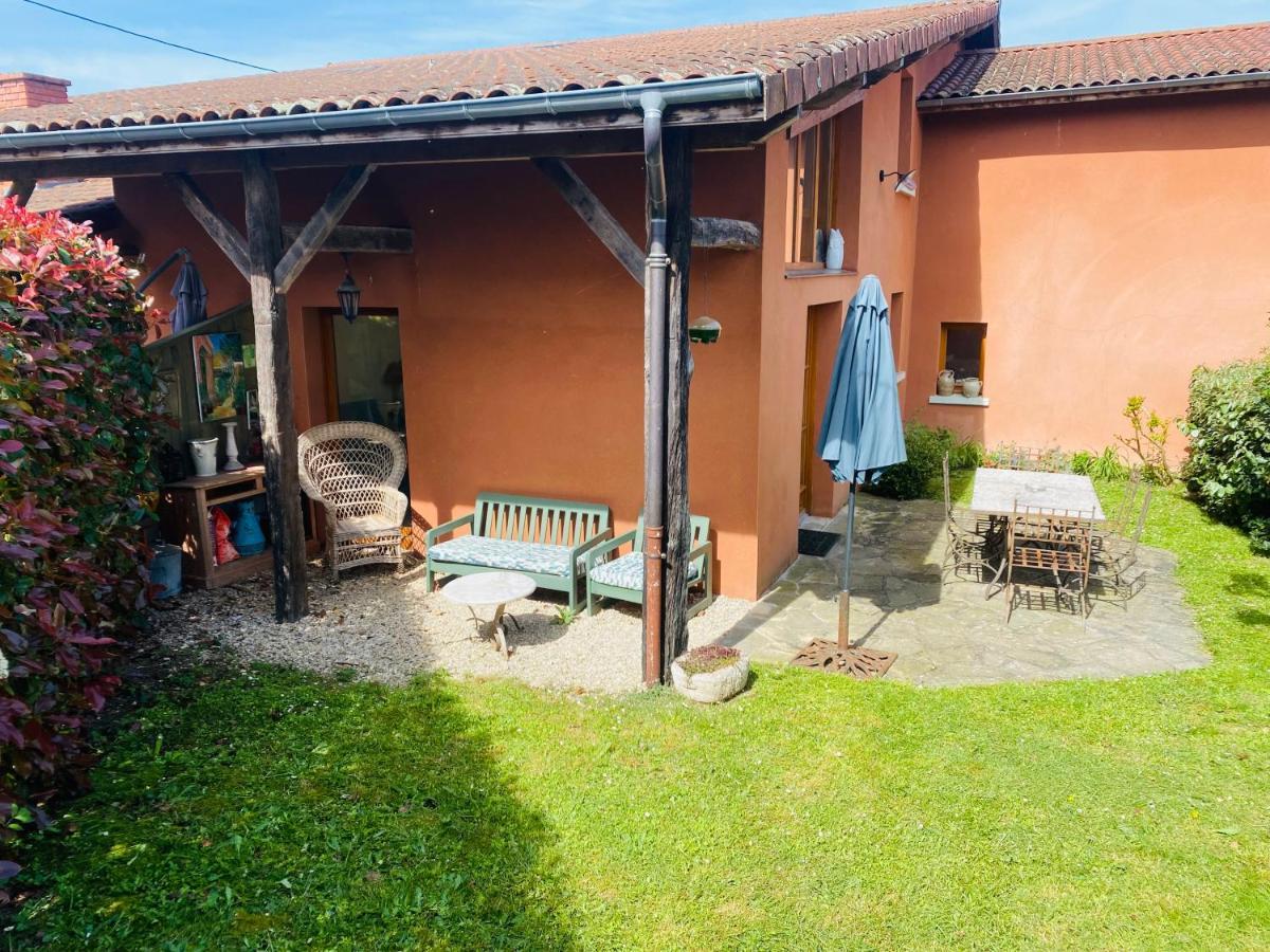 Gite Elevage De La Terrasserie Escoutoux Extérieur photo